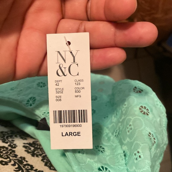 One Shoulder Eyelet Ruffle Tank Top - Picture 5 of 7